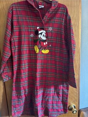 Disney Store Mickey Mouse Christmas Plaid Nightgown flannel size small